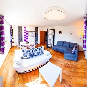  Apartament Pod Sychrovem