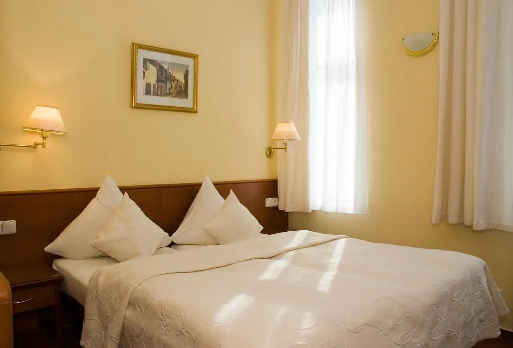 Hotel Andel Prag 3*,